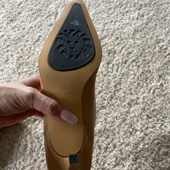 Anne Klein 8.5 Bootie - Picture 4 of 6